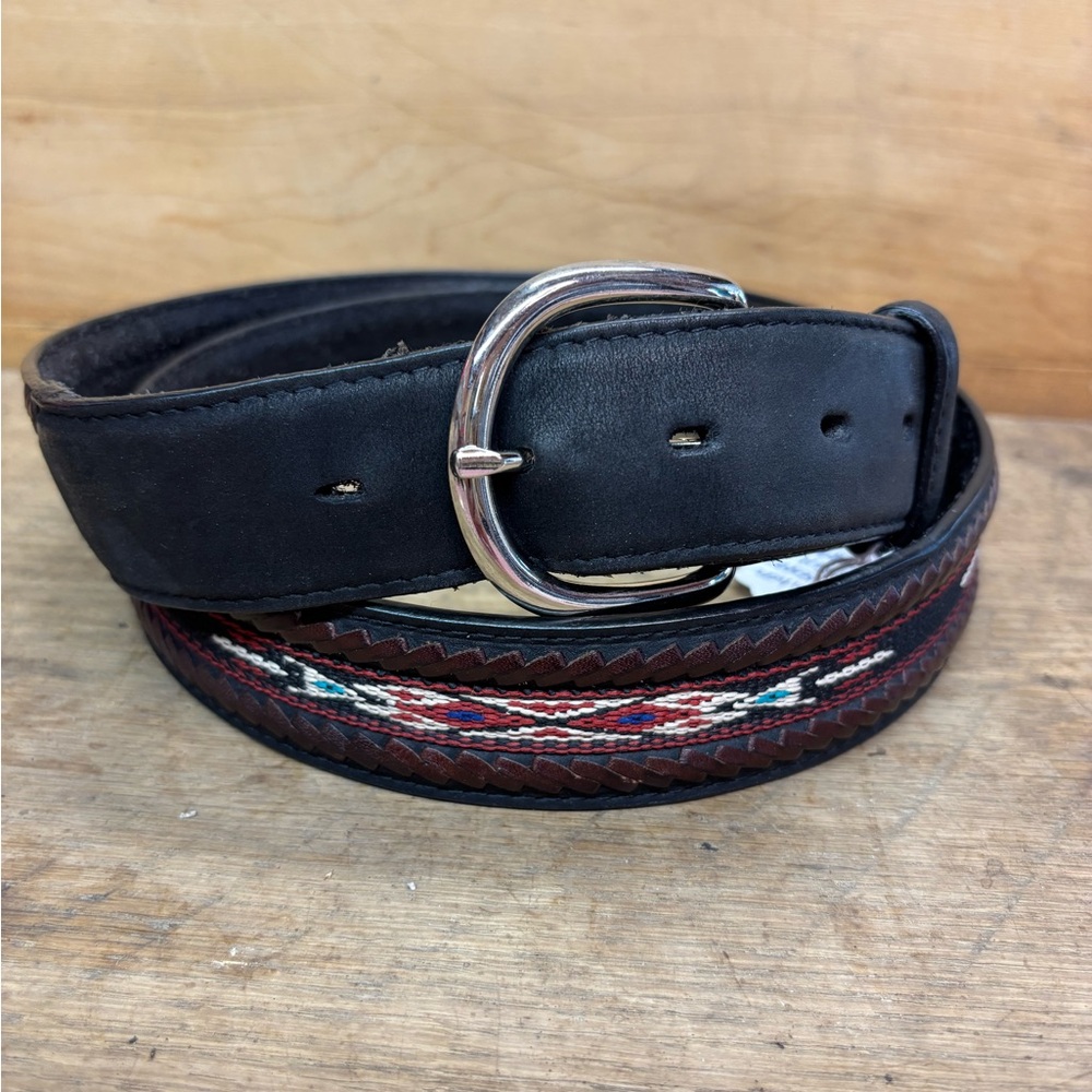 Vintage silver creek western leather mens belt with Aztec stitching size 44